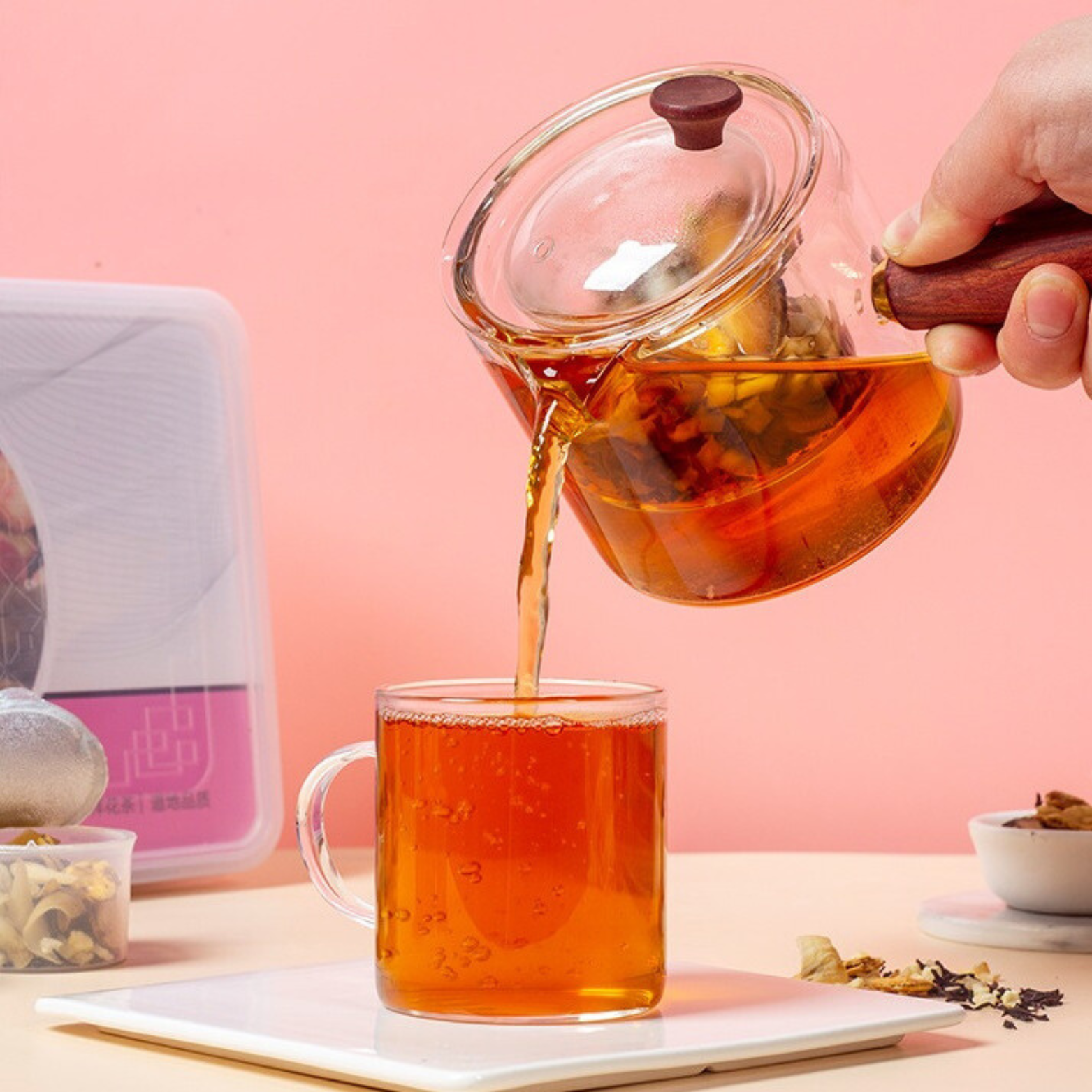 Té negro melocotón y miel 180 g (12 g x 15 latas)